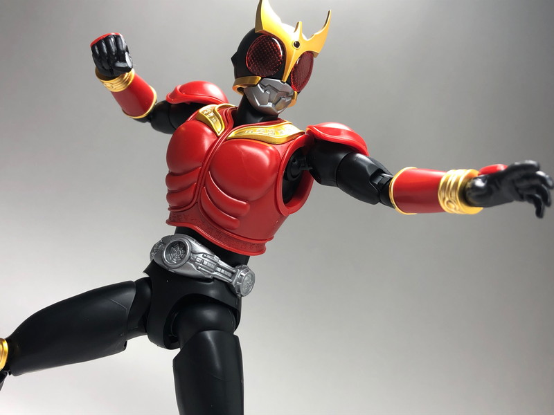 Figure Rise Standard 仮面ライダークウガ マイティフォーム レビュー 意識低い系モデリング